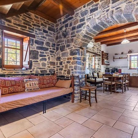 Traditional Stone House By The Sea... Kapetaniana Экстерьер фото