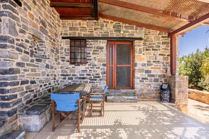 Traditional Stone House By The Sea... Kapetaniana Экстерьер фото